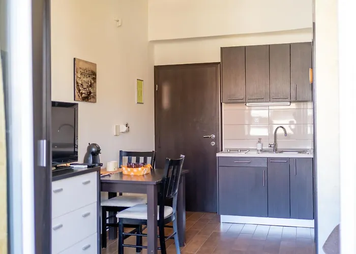 娜雅公寓 公寓 *