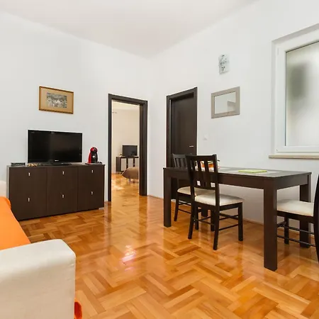 아파트 아파트먼트 나자